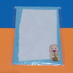 Kawaii pig drinking bobba stationery loose sheets